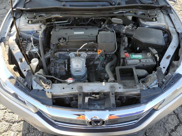 1HGCR2F59HA198361 - 2017 HONDA ACCORD SPORT SILVER photo 11