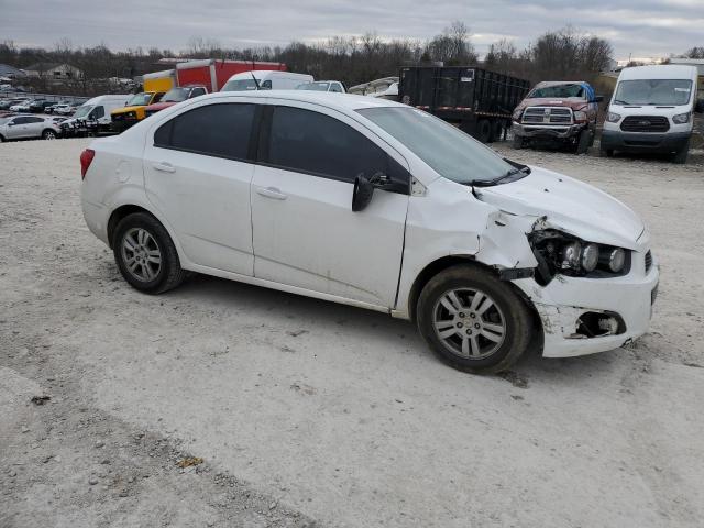 1G1JA5SH3C4121807 - 2012 CHEVROLET SONIC LS WHITE photo 4