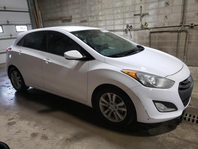 KMHD35LH1EU220508 - 2014 HYUNDAI ELANTRA GT WHITE photo 4