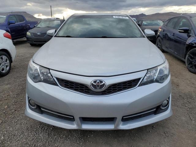 4T1BF1FK9CU061409 - 2012 TOYOTA CAMRY BASE SILVER photo 5