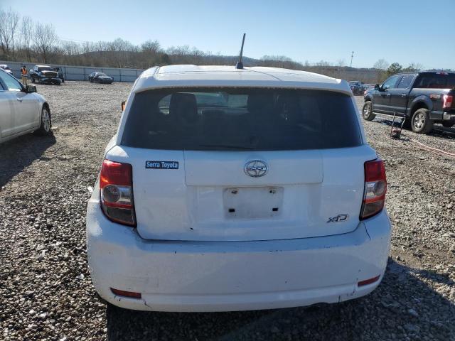 JTKKUPB4XE1044684 - 2014 TOYOTA SCION XD WHITE photo 6