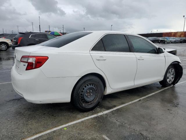 4T4BF1FK8ER413839 - 2014 TOYOTA CAMRY L WHITE photo 3