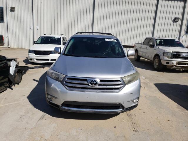 5TDZA3EHXBS011558 - 2011 TOYOTA HIGHLANDER BASE SILVER photo 5