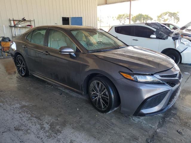 4T1G11AK5RU885055 - 2024 TOYOTA CAMRY SE NIGHT SHADE CHARCOAL photo 4