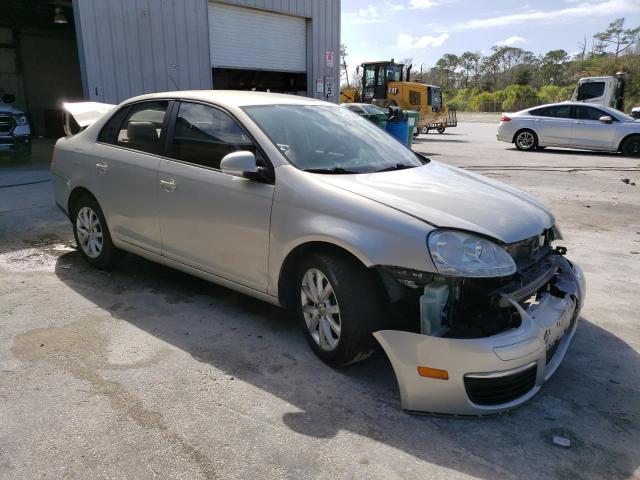 3VWAX7AJ6AM118372 - 2010 VOLKSWAGEN JETTA LIMITED SILVER photo 4