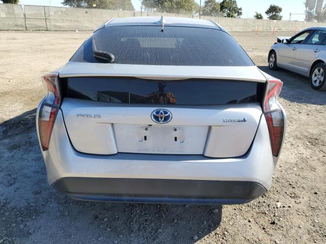 JTDKARFU6G3521415 - 2016 TOYOTA PRIUS SILVER photo 6