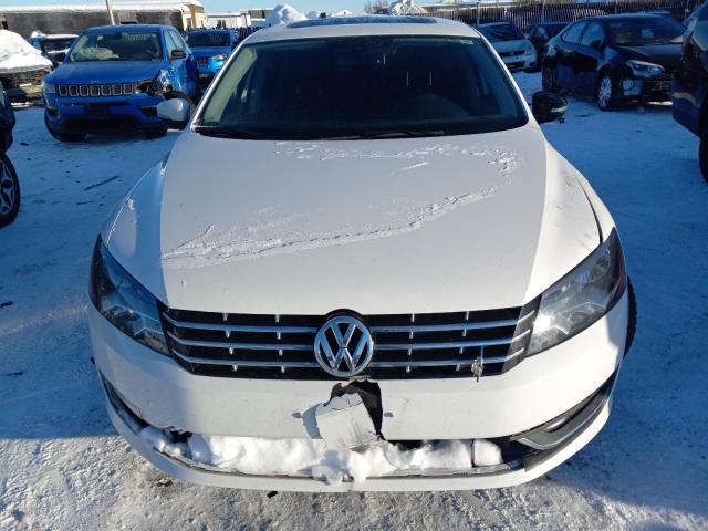 1VWCT7A38EC064456 - 2014 VOLKSWAGEN PASSAT SEL WHITE photo 5