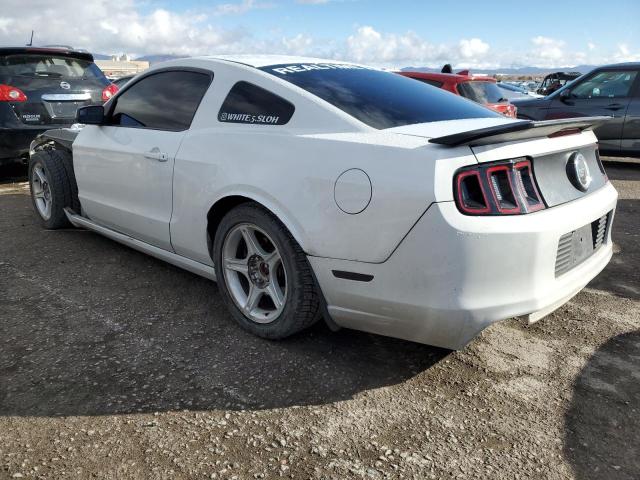 1ZVBP8CF5E5288351 - 2014 FORD MUSTANG GT WHITE photo 2