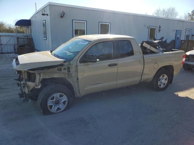 5TFUM5F15HX071703 - 2017 TOYOTA TUNDRA DOUBLE CAB SR/SR5 TAN photo 1