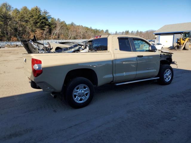 5TFUM5F15HX071703 - 2017 TOYOTA TUNDRA DOUBLE CAB SR/SR5 TAN photo 3