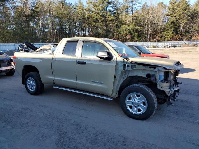5TFUM5F15HX071703 - 2017 TOYOTA TUNDRA DOUBLE CAB SR/SR5 TAN photo 4