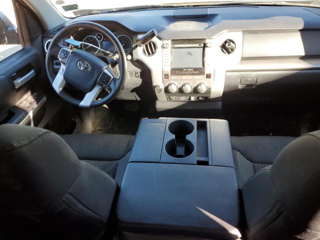 5TFUM5F15HX071703 - 2017 TOYOTA TUNDRA DOUBLE CAB SR/SR5 TAN photo 8