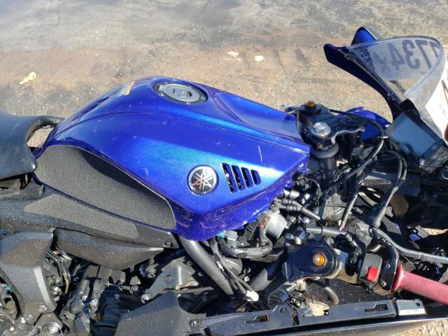 JYARM38Y1PA001505 - 2023 YAMAHA YZFR7 BLUE photo 5