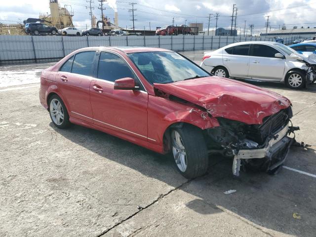 WDDGF4HB7DA782295 - 2013 MERCEDES-BENZ C 250 RED photo 4