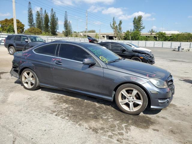 WDDGJ4HB9EG206916 - 2014 MERCEDES-BENZ C CLASS GRAY photo 4