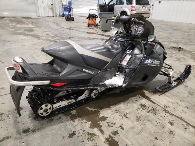 2BPSAB5B85V000697 - 2005 SKI DOO MACH Z BLACK photo 4