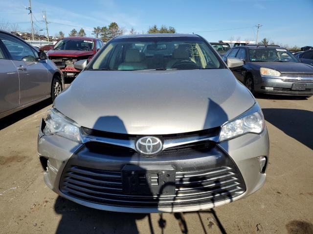 4T1BF1FK9FU877847 - 2015 TOYOTA CAMRY LE SILVER photo 5