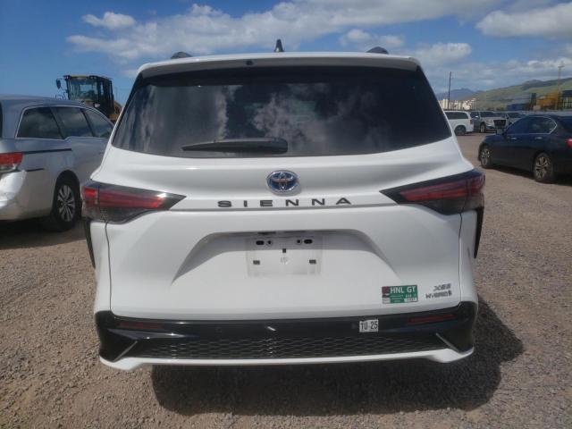 5TDXRKEC7PS176957 - 2023 TOYOTA SIENNA XSE WHITE photo 6