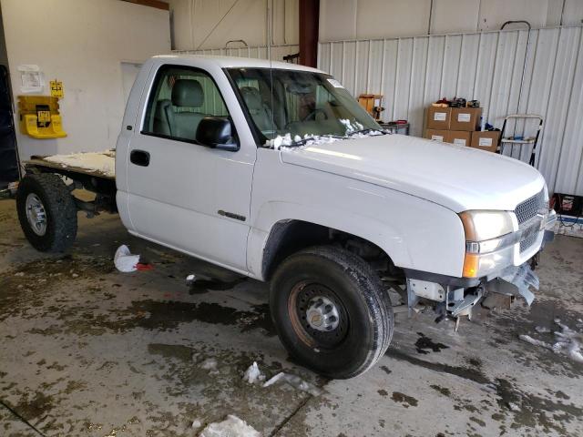 1GBGC24U93Z321313 - 2003 CHEVROLET SILVERADO C2500 WHITE photo 4