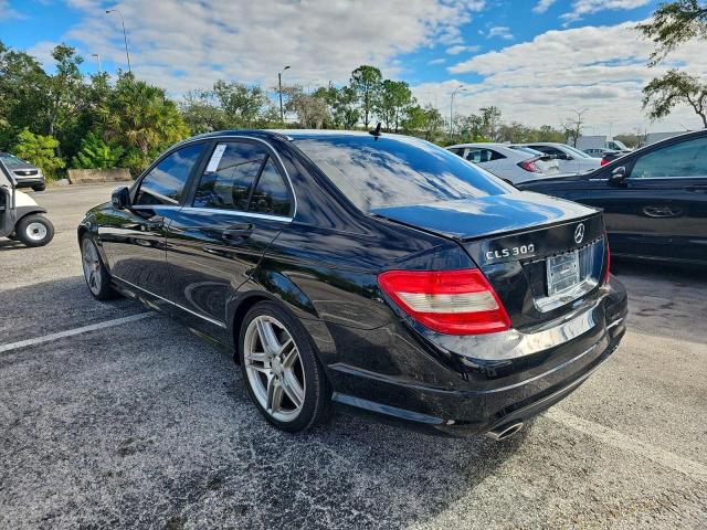 WDDGF5EB9BR171497 - 2011 MERCEDES-BENZ C 300 BLACK photo 3