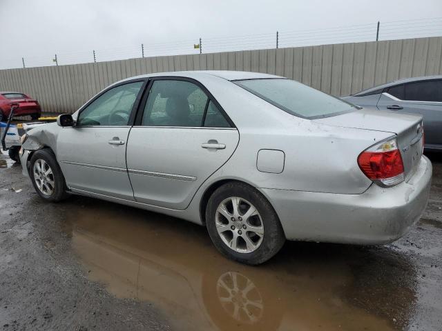 4T1BE30K65U617864 - 2005 TOYOTA CAMRY LE SILVER photo 2