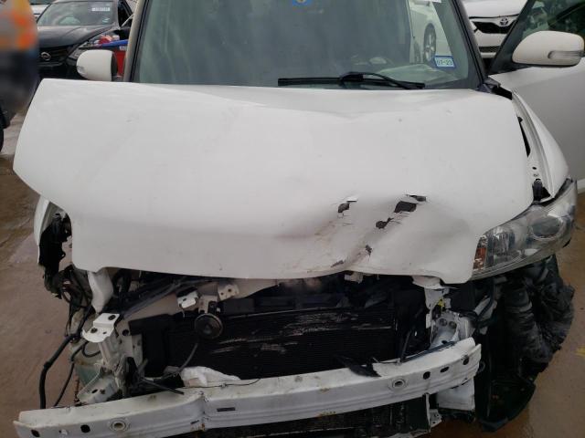 JTLZE4FE3A1105182 - 2010 TOYOTA SCION XB 白色 照片 11