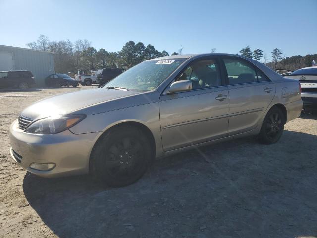 2004 TOYOTA CAMRY LE, 