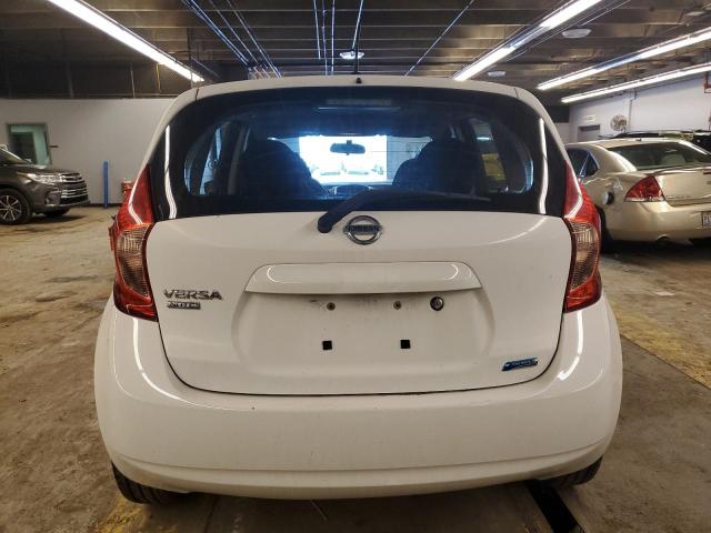 3N1CE2CP9FL448352 - 2015 NISSAN VERSA NOTE S WHITE photo 6