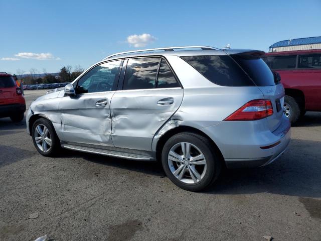 4JGDA5HB8FA591632 - 2015 MERCEDES-BENZ ML 350 4MATIC SILVER photo 2