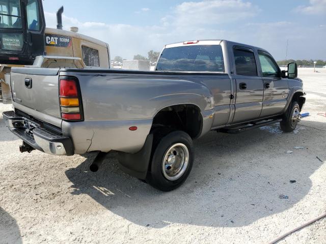 1GCJC33D86F196352 - 2006 CHEVROLET SILVERADO C3500 GRAY photo 3