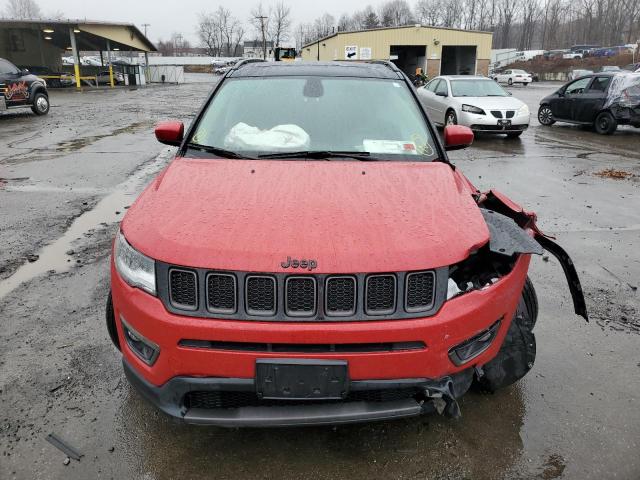 3C4NJDCB7KT792371 - 2019 JEEP COMPASS LIMITED RED photo 5