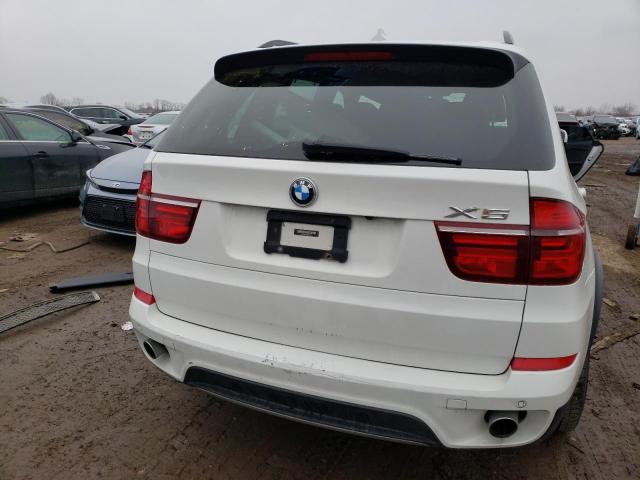 5UXZW0C58D0B95947 - 2013 BMW X5 XDRIVE35D WHITE photo 6