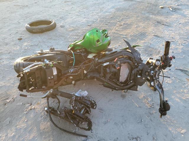 JKAEXEE12FDA19549 - 2015 KAWASAKI EX650 E GOLD photo 1