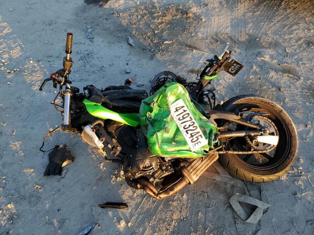 JKAEXEE12FDA19549 - 2015 KAWASAKI EX650 E GOLD photo 3