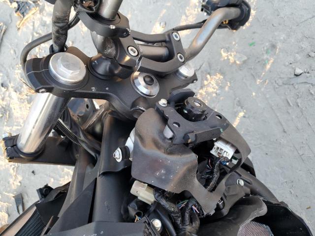 JKAEXEE12FDA19549 - 2015 KAWASAKI EX650 E GOLD photo 7