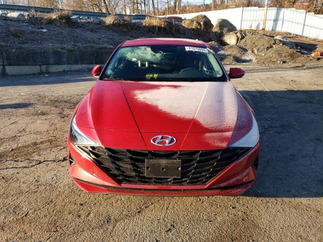 KMHLL4AG8NU327779 - 2022 HYUNDAI ELANTRA SE RED photo 5