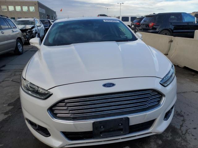 3FA6P0SU1DR246315 - 2013 FORD FUSION TITANIUM PHEV WHITE photo 5