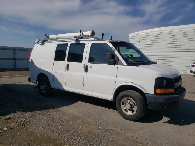 1GCGG25V661181599 - 2006 CHEVROLET EXPRESS G2 WHITE photo 4