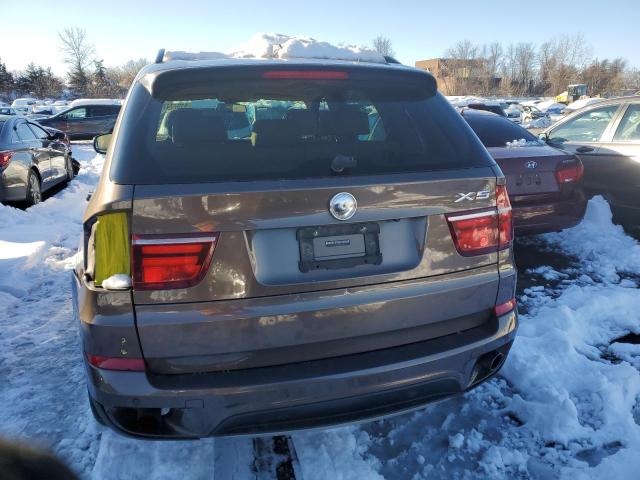 5UXZV4C55BL413037 - 2011 BMW X5 XDRIVE35I CHARCOAL photo 6