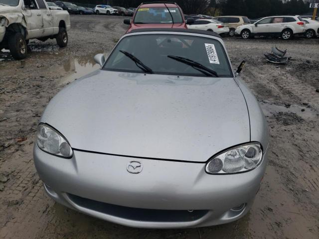 JM1NB353020232170 - 2002 MAZDA MX-5 MIATA BASE SILVER photo 5