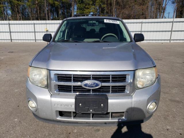 1FMCU9D77BKA47963 - 2011 FORD ESCAPE XLT SILVER photo 5