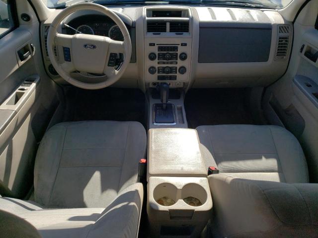 1FMCU9D77BKA47963 - 2011 FORD ESCAPE XLT SILVER photo 8