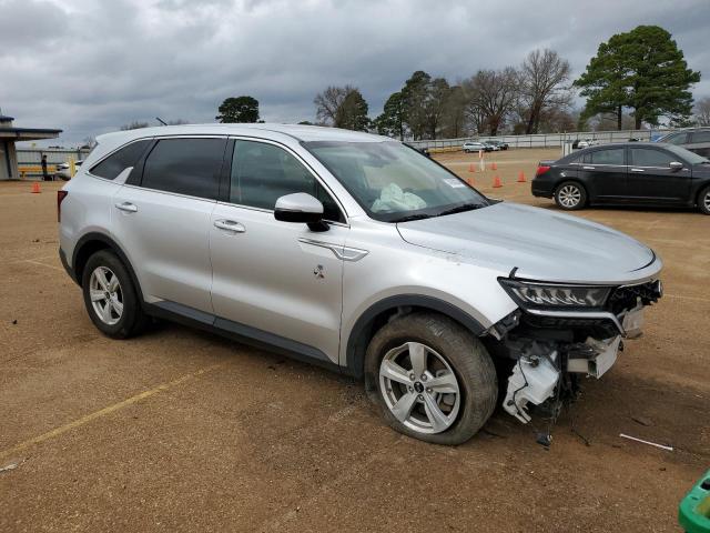 5XYRG4LC3MG024728 - 2021 KIA SORENTO LX SILVER photo 4