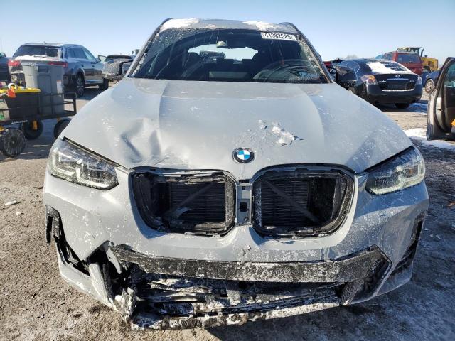 5UX83DP04R9X36907 - 2024 BMW X3 M40I GRAY photo 5