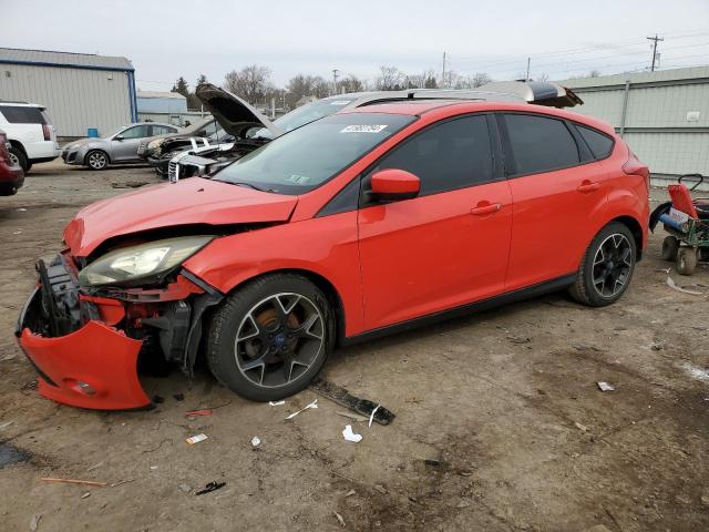 1FAHP3K23CL265048 - 2012 FORD FOCUS SE RED photo 1