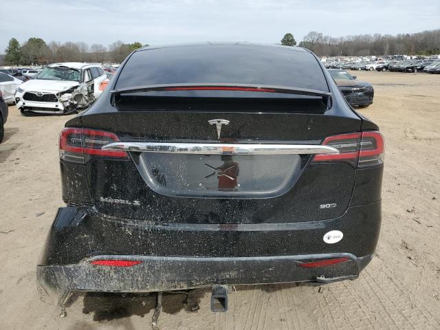 5YJXCDE2XHF049162 - 2017 TESLA MODEL X BLACK photo 6