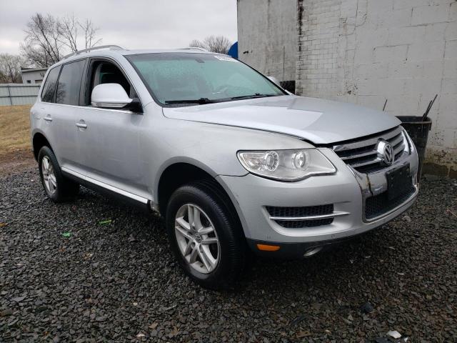 WVGBE77L38D002408 - 2008 VOLKSWAGEN TOUAREG 2 V6 SILVER photo 4