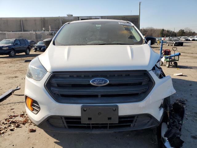 1FMCU0F77JUC85064 - 2018 FORD ESCAPE S WHITE photo 5