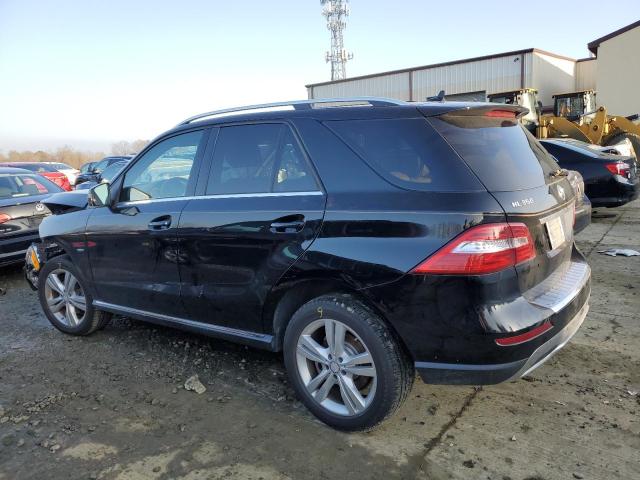 4JGDA5HB6CA049764 - 2012 MERCEDES-BENZ ML 350 4MATIC BLACK photo 2