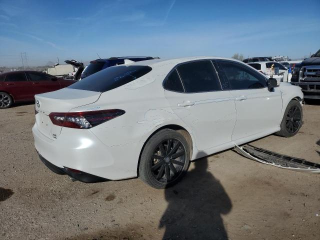 4T1F11BK2NU058005 - 2022 TOYOTA CAMRY XLE Weiß Foto 3